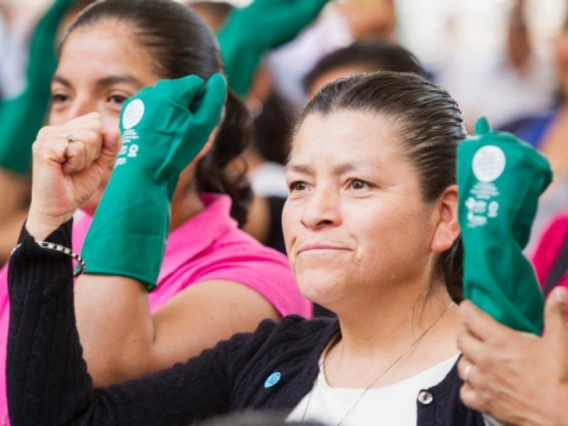 Senado reconoce a trabajadoras del hogar