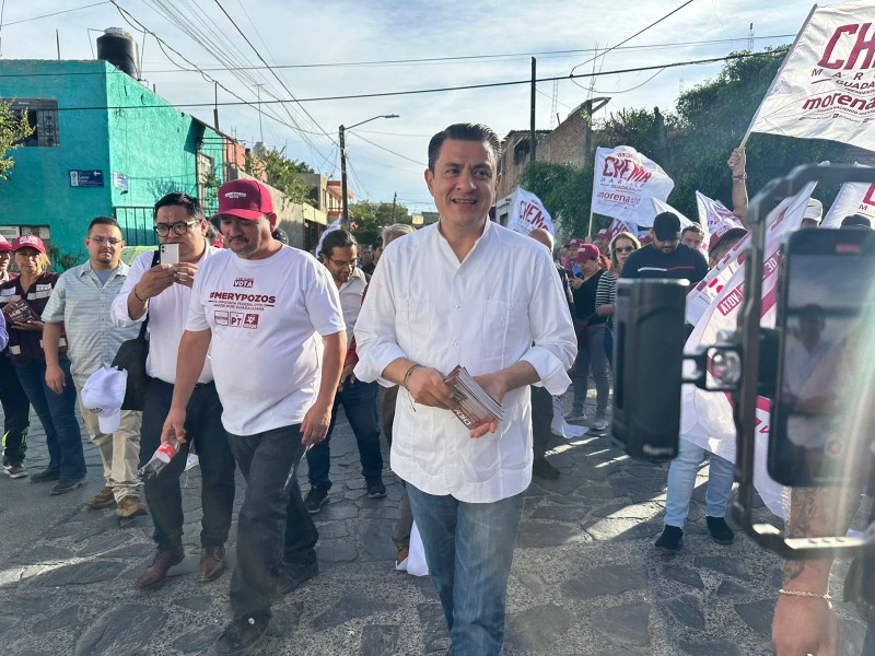 Señala José María Martínez servicios deficientes en Guadalajara