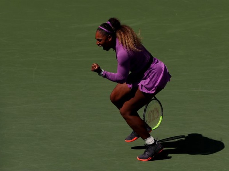 Serena y Federer avanzan a octavos de final