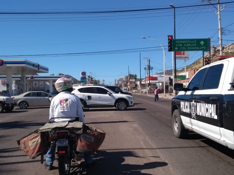 Serio problema al conducir: uso del celular