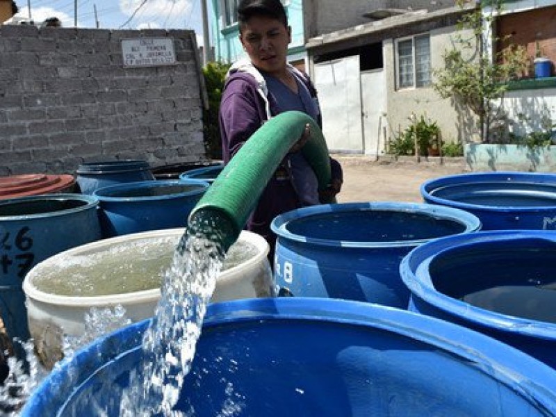 Servicio de agua se normalizaría el jueves