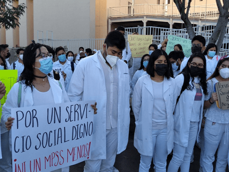 Servicio Social seguro, piden médicos pasantes de Oaxaca