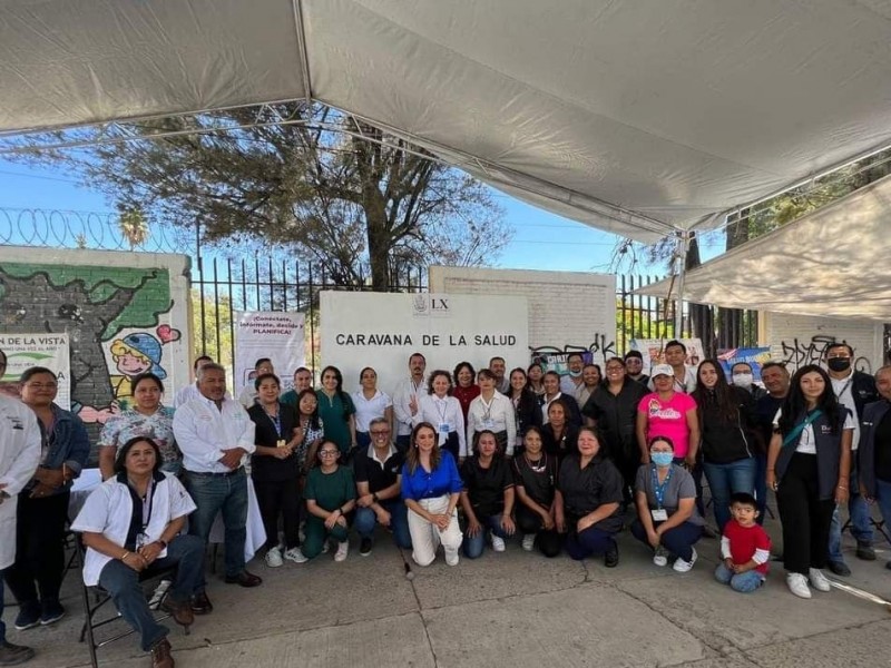 Servicios de Salud a la colonia Carrillo Puerto