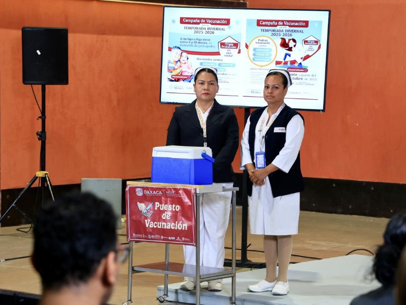 Servicios de Salud de Oaxaca invitan a la población a vacunarse