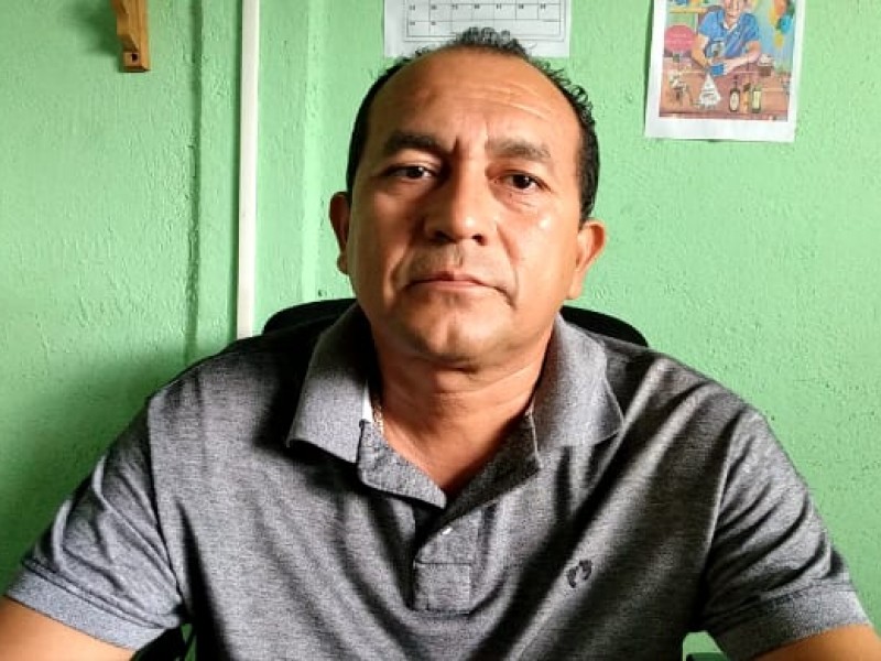 Servicios Públicos Petatlán advierte sanciones a comerciantes por arrojar basura