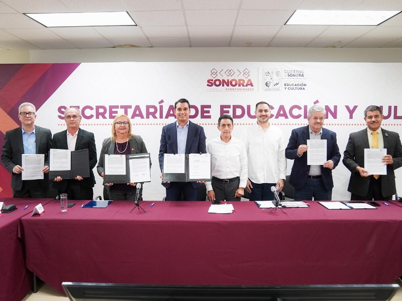 Servidores públicos de Sonora recibirán becas de posgrado