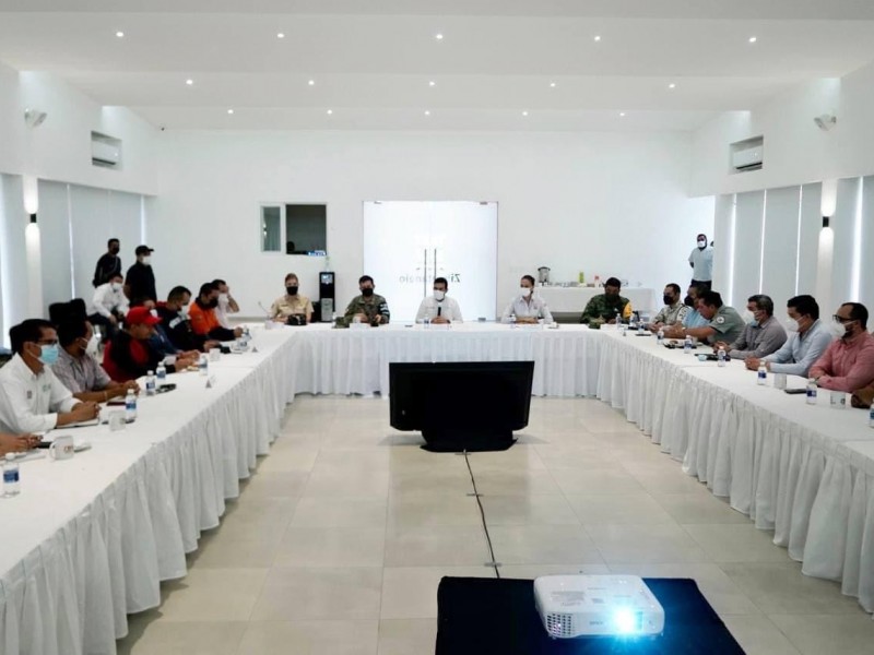 Sesiona Consejo de PC en Zihuatanejo ante amenaza de “Rick”