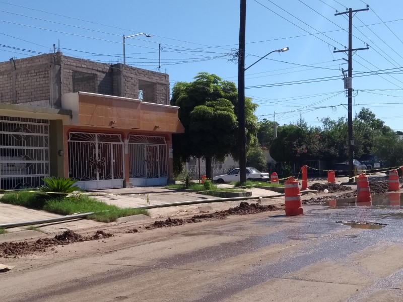 Setenta reportes por drenaje colapsado al día