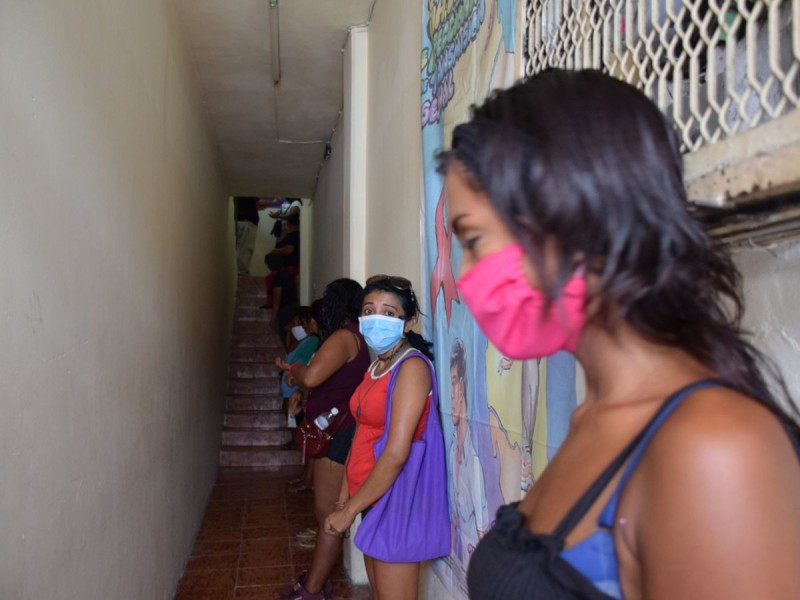 Sexoservidoras invisibles ante autoridades. vulnerables al COVID-19