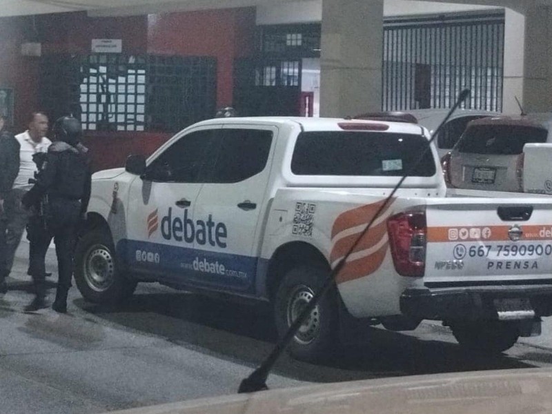 Sheinbaum condena ataque del crimen organizado al diario El Debate