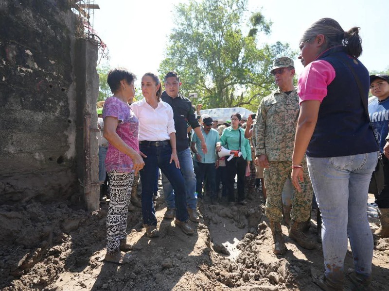 Sheinbaum visita El Higo y supervisa daños por inundaciones