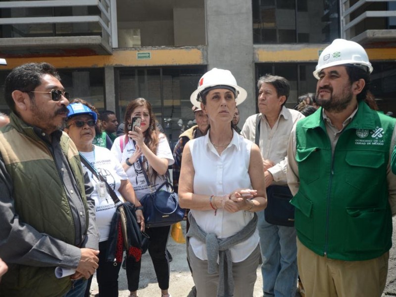 Sheinbaum visita obras del Multifamiliar de Tlalpan