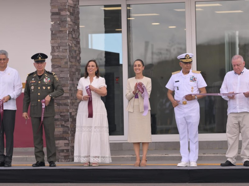 Sheinbaum visita Veracruz para conmemorar día de la Armada de México