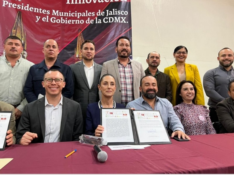 Sheinbaum y 16 municipios de Jalisco firman convenio de innovación