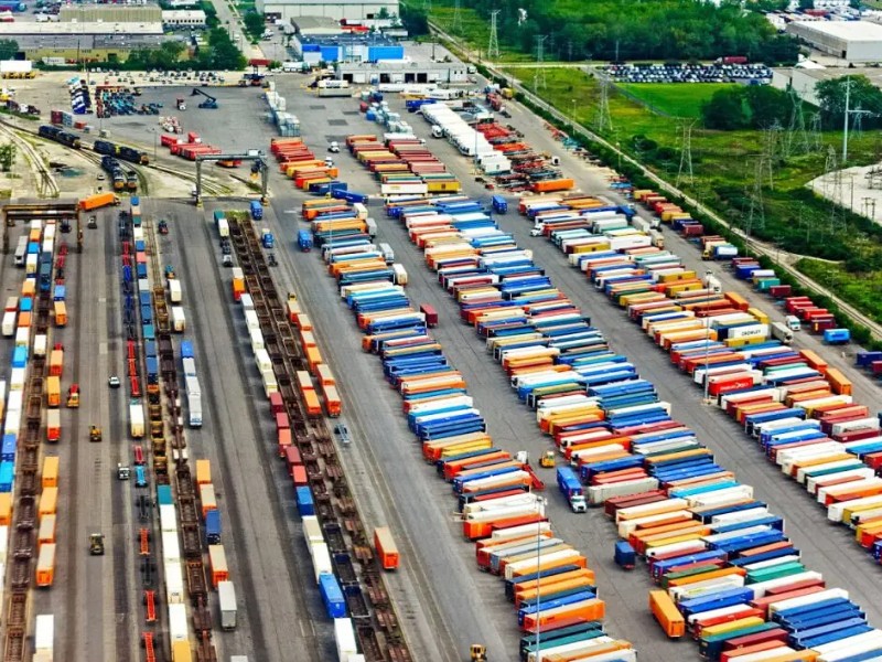 Sí al Puerto Seco de Acatlán, pero primero mejorar Manzanillo: Alberto Uribe