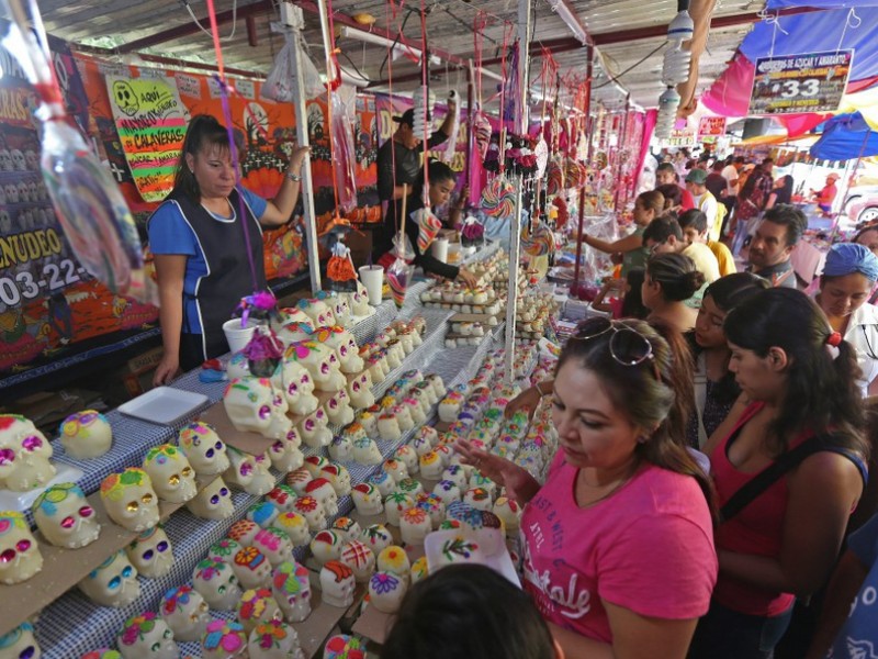 Sí habrá Feria del Cartón y Tianguis Navideño en Guadalajara