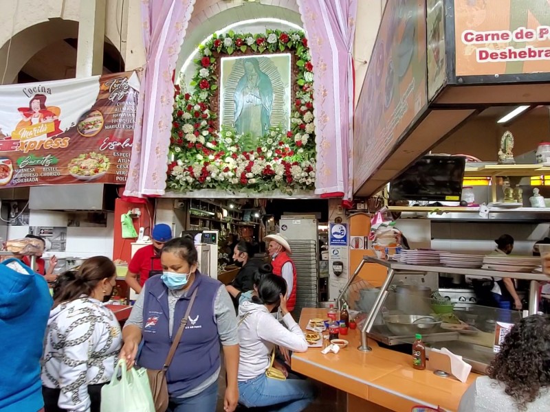 Sí habrá festejo a la Guadalupana en el Mercado Hidalgo.