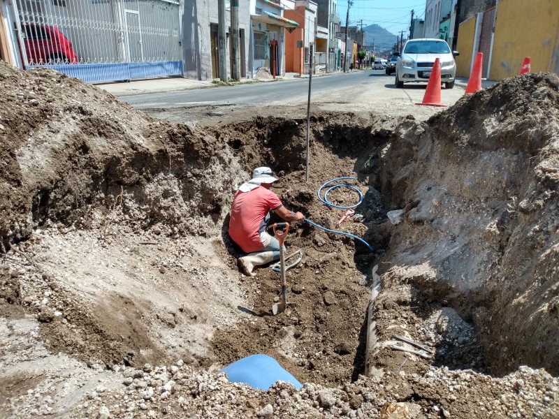 SIAPA repara tubería de la calle Veracruz