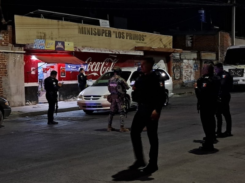 Sicarios fingen ser clientes y asesinan a un hombre en una tienda ...