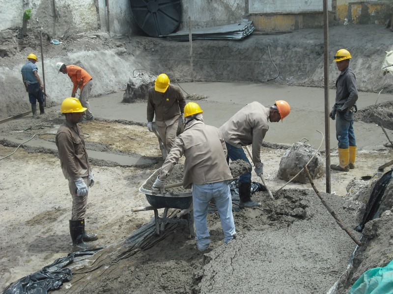 Siete de cada diez trabajadores de la construcción son adictos.