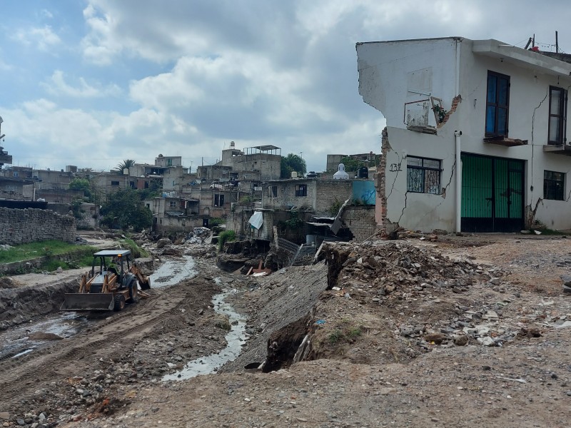 Sigue a la espera de apoyo para recuperar su casa