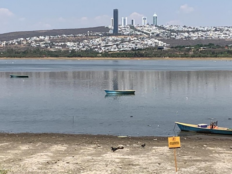 Sigue bajando el nivel del agua en El Palote.