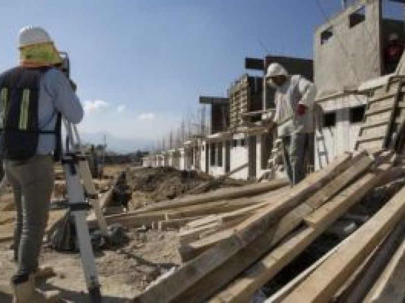 Sigue decayendo la construcción en Querétaro, informó CMIC