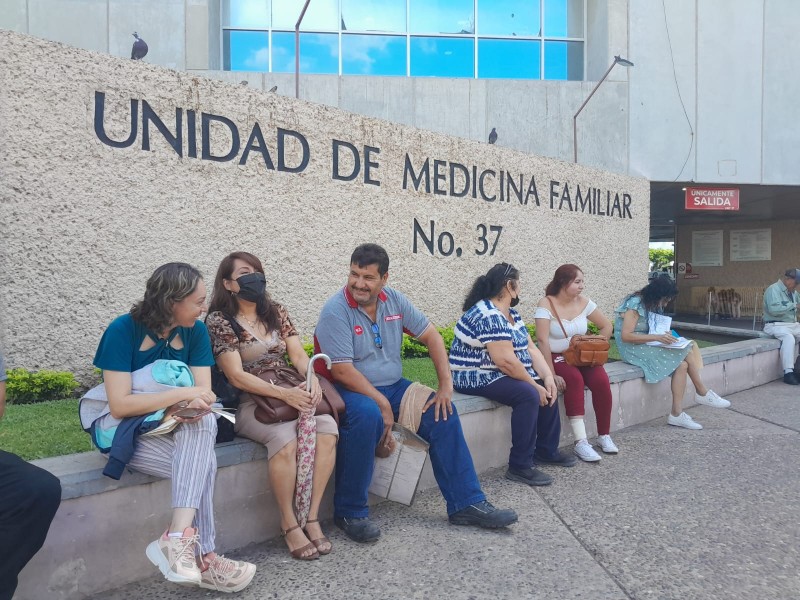 Sigue el tortuguismo en la atención en el IMSS