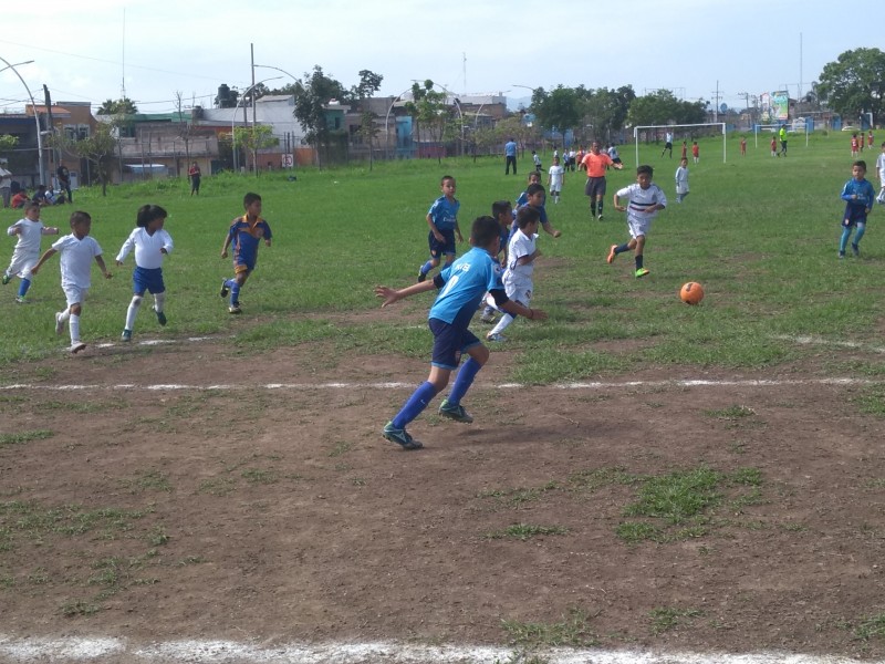 Sigue en marcha el torneo Al Agua Patos