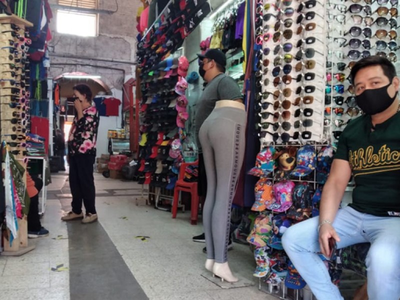 Sigue protocolo de salud en el mercado municipal