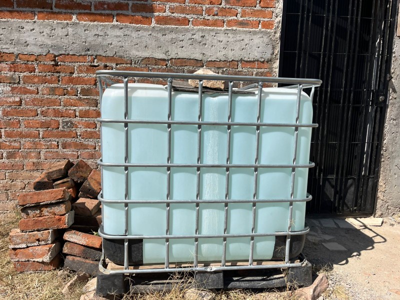 Sigue sin agua la población de Mirador de los Castillos