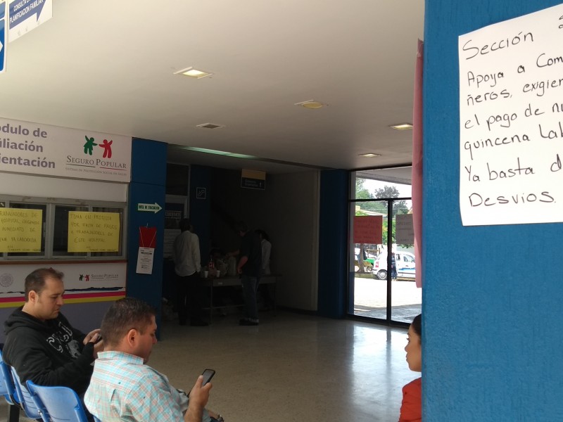 Sigue toma de oficinas administrativas en hospital zamorano