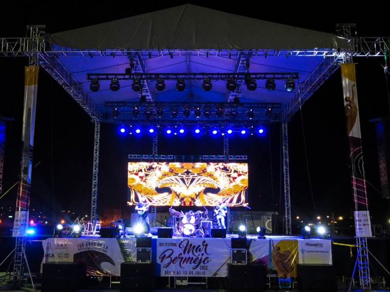 Siguen con éxito actividades culturales en el Festival Mar Bermejo