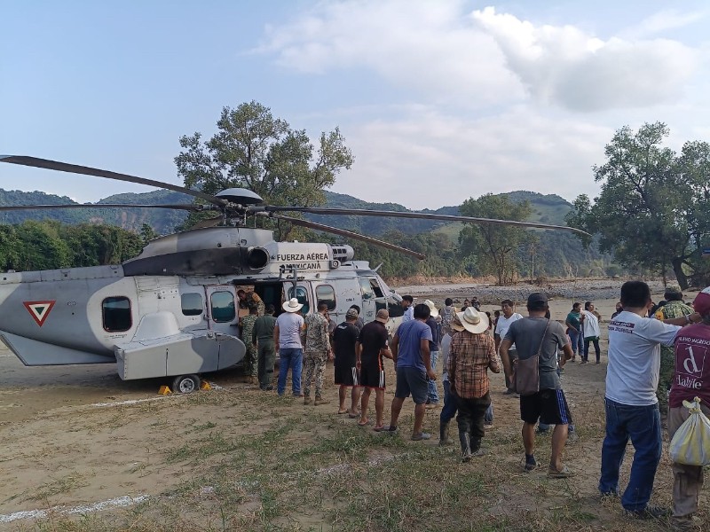 Continúan sin acceso Ilamatlán y Texcatepec; avanzan trabajos en la sierra