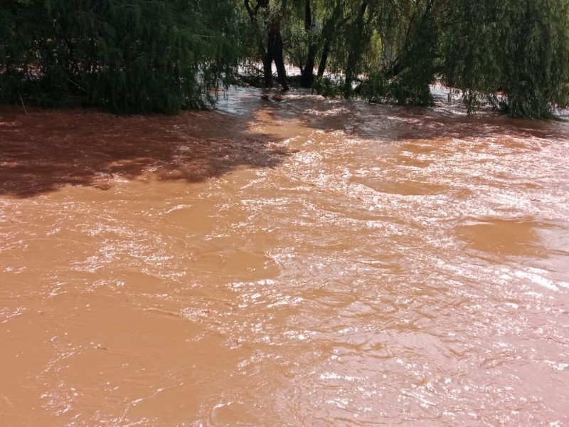 Siiguen los problemas por inundación en San Martín de Zula