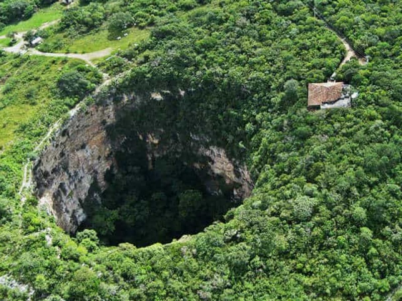 Sima de las Cotorras, turismo de aventura