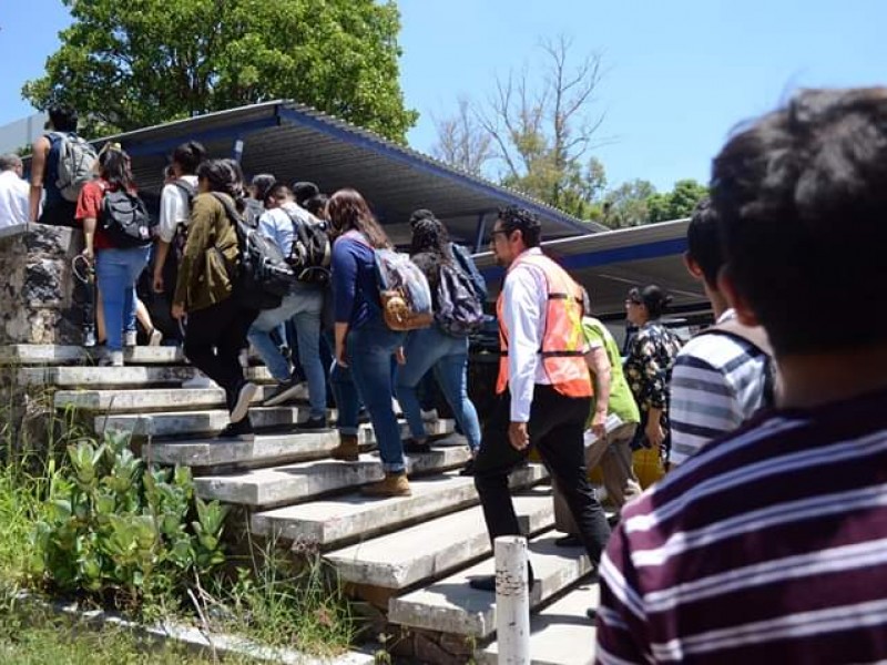 Simulacro organizado por Protección Civil Universitaria