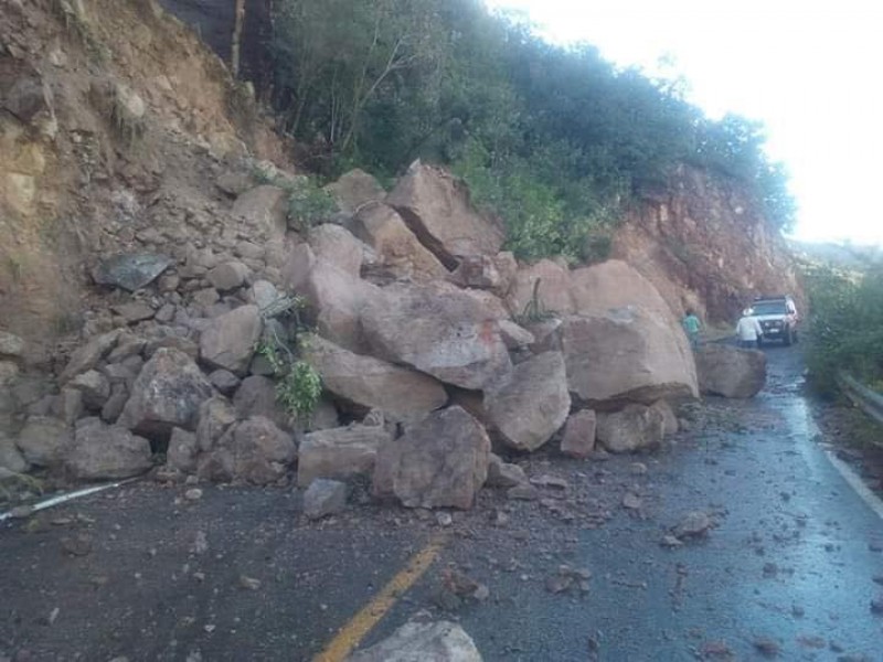 Sin acceso al municipio de El Nayar