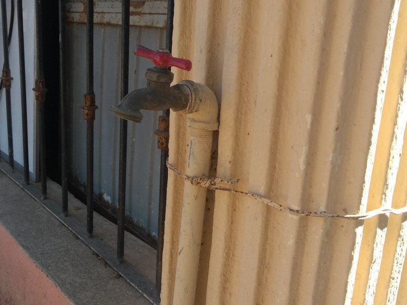 Sin agua comunidad de Navojoa