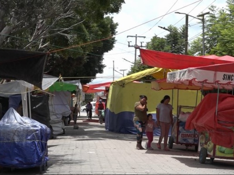 Sin agua y luz intermitente en San Lorenzo Teotipilco