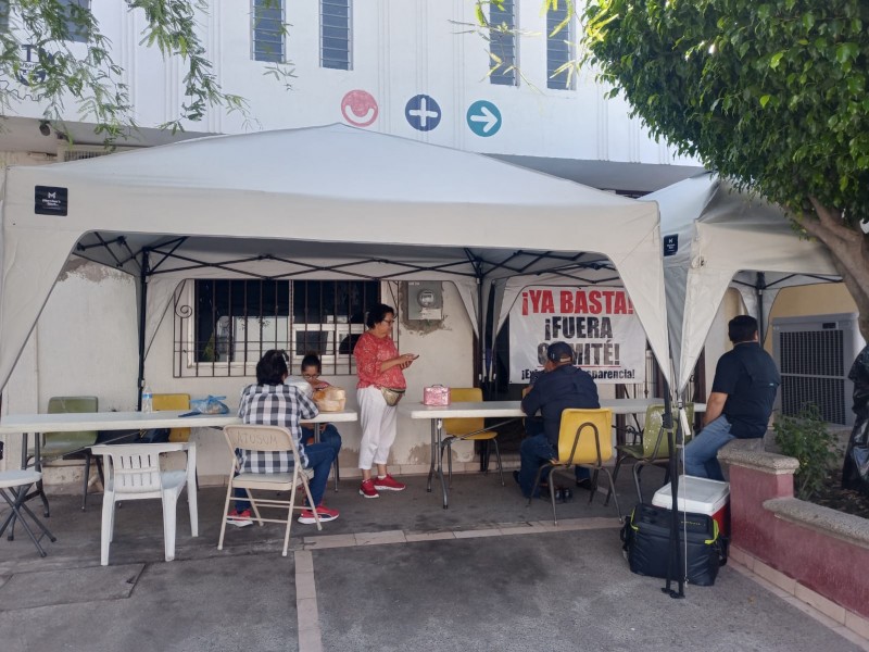 ¡Sin avances! Permisionarios de ATUSUM cumplen una semana de plantón