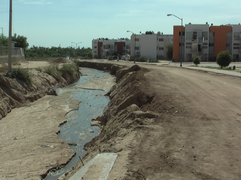 Sin concluir el canal pluvial de Chulavista