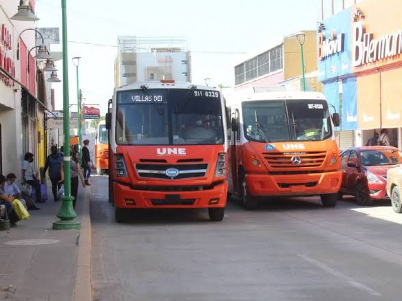 Sin condiciones transporte público para regreso a clases presenciales