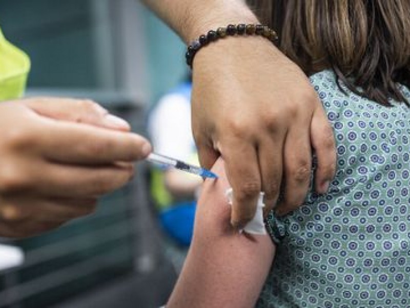 Sin fecha, confirman vacunas contra el Covid en menores