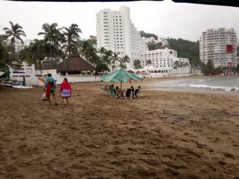 Sin importar el huracán, turistas visitaron Manzanillo