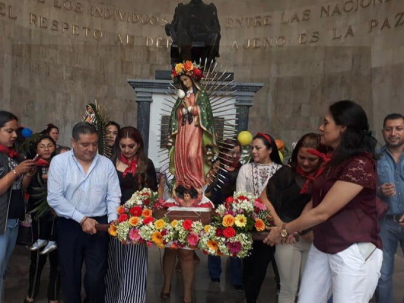 Sin laborar diputados locales por festejo guadalupano