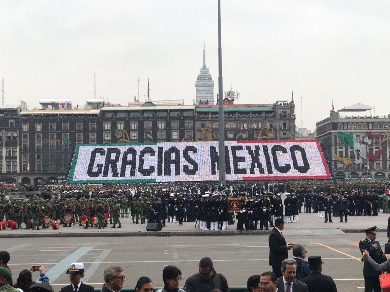 Sin novedad concluye desfile militar:EPN