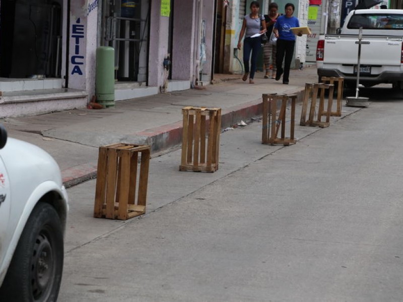 Sin opciones de estacionamientos en primer cuadro de Tuxtla