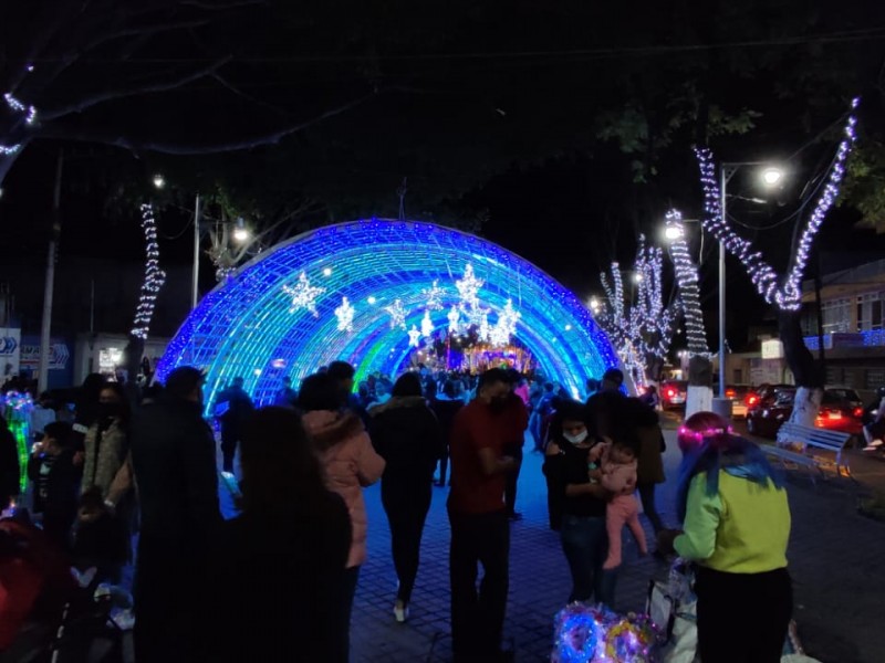 Sin presupuesto propio y sin venta de alcohol, Valle Iluminado