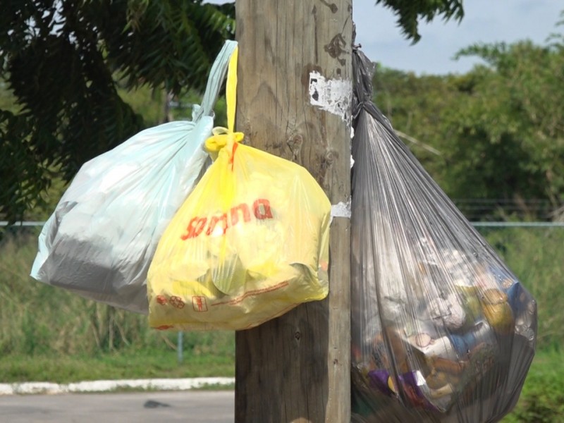 Sin regularizarse servicio de recolección de basura en Medellín